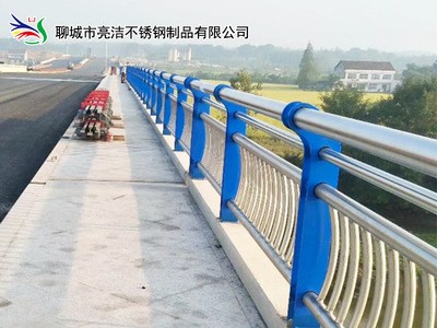 山東廠家 橋梁不銹鋼復合管護欄 防撞護欄 河道景觀護欄