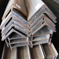 源頭廠家供應 等邊角鋼 不等邊角鋼Q235B 鍍鋅Q355 304 量多價優(yōu)
