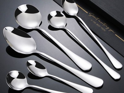 1010不銹鋼勺子家用加厚吃飯圓勺甜品調羹鏡面亮光西餐具尖勺批發(fā)